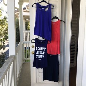 ⭐️ Bundle of 4 tanks, PINK, Old Navy, Mudd & SoCal